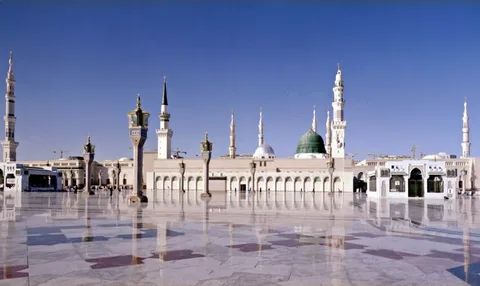 Manchester Umrah Packages
