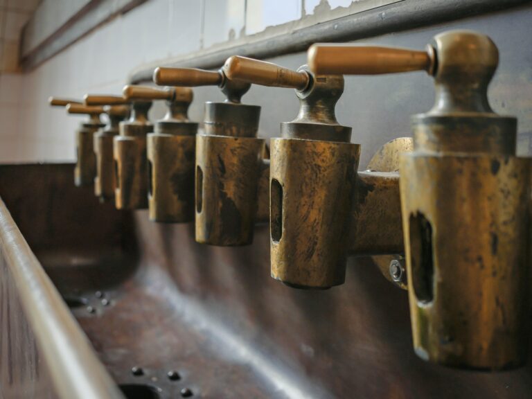 Patina metal finish in UAE